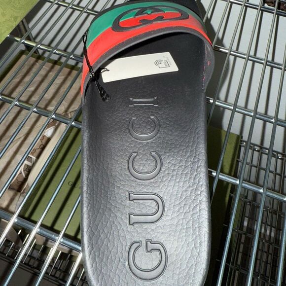 Brand new with box Gucci Black, Red, and Green mens Sandals slippers - Picture 4 of 15